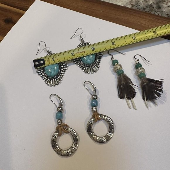 Jewelry Lot Of 3 Dangle Drop Pierced Earrings Blue Tones - Picture 12 of 12